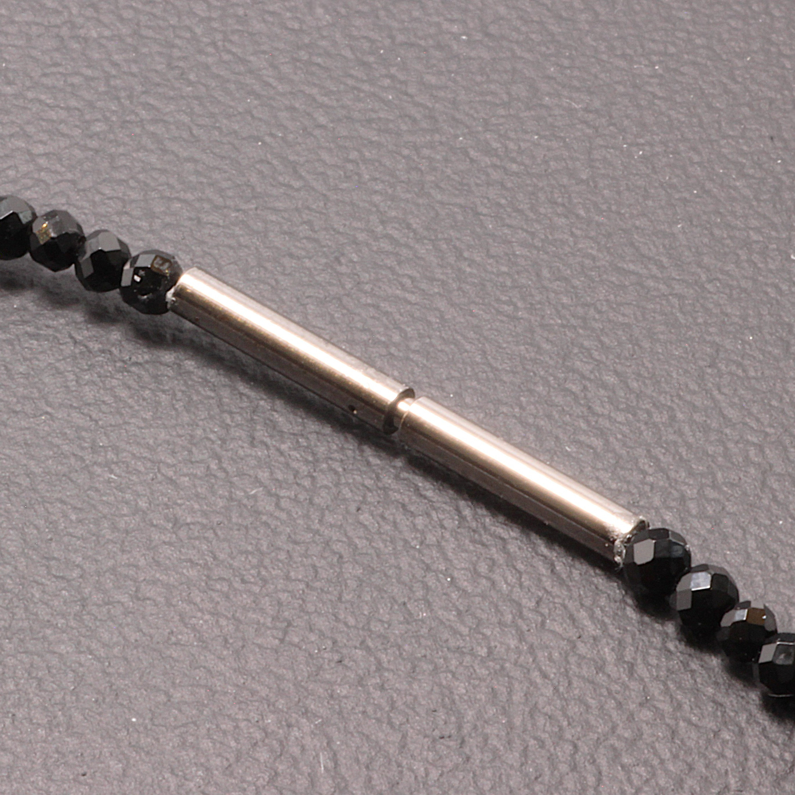 【コンビネーションが最高】K18ビーズ カットオニキス ヘマタイト 磁気 ネックレス ＳＰＫｎ２ 最高の贈り物