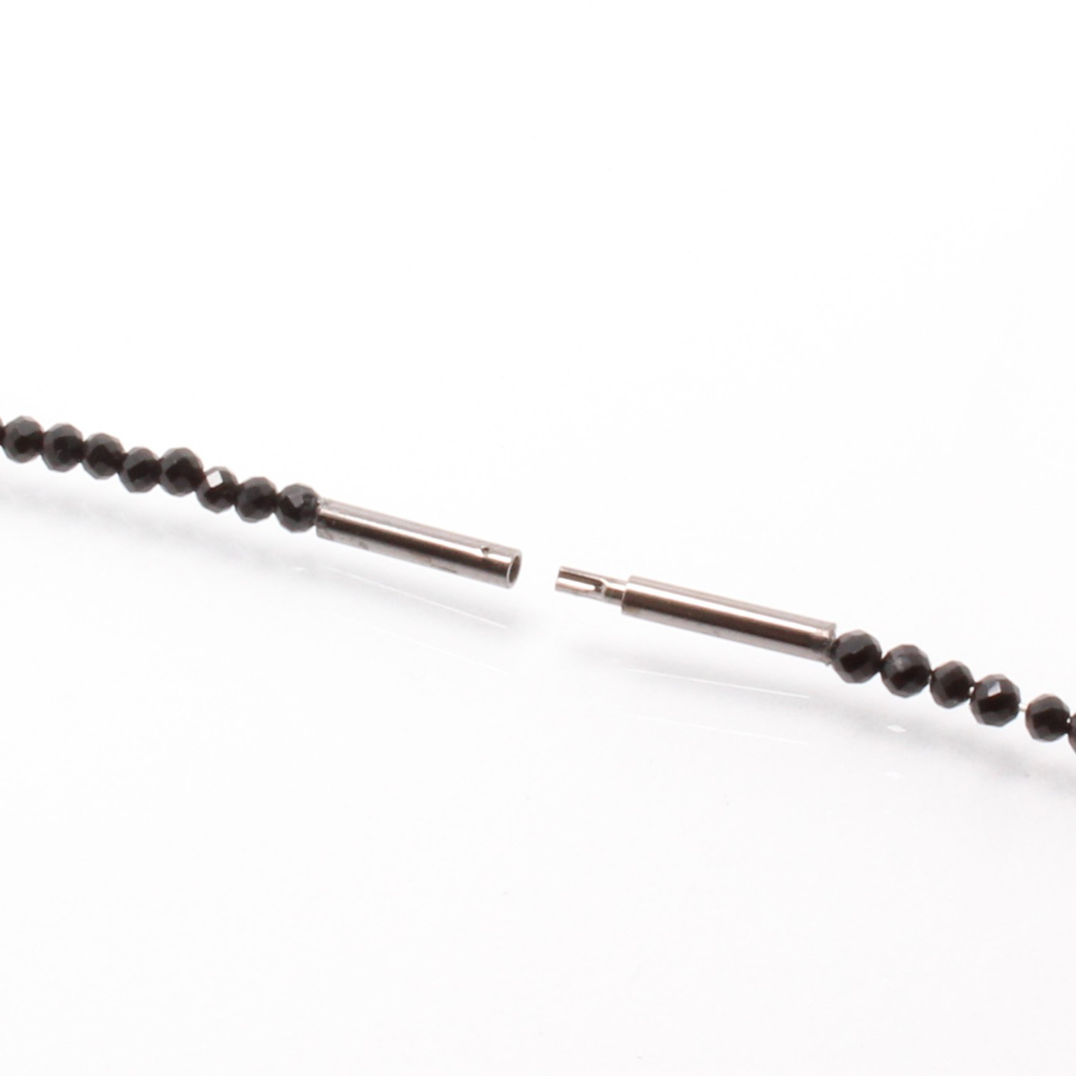 【コンビネーションが最高】K18ビーズ カットオニキス ヘマタイト 磁気 ネックレス ＳＰＫｎ２ 最高の贈り物