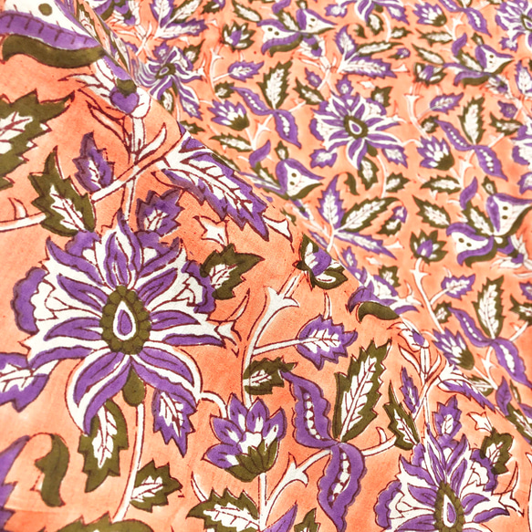 【50cm單位】橙紫花印度手版印花布料棉質 第5張的照片