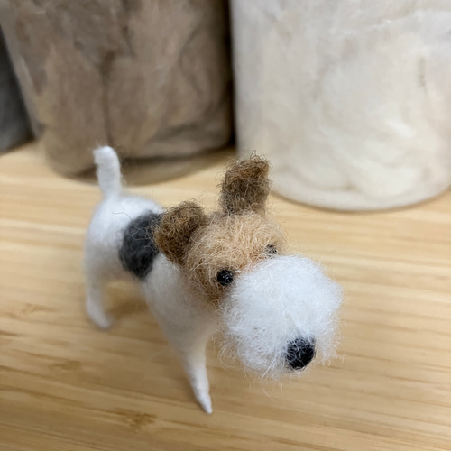 羊毛フェルト犬 ワイヤーフォックステリア ハンドメイド置物