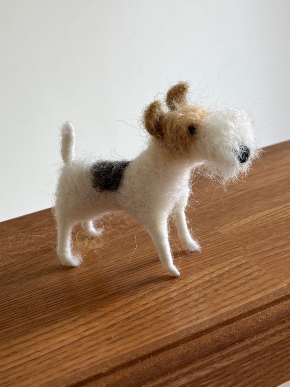 魅力的な価格 羊毛フェルト犬 ハンドメイド置物 ワイヤーフォックステリア 羊毛フェルト