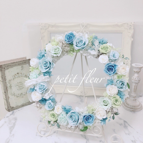 ブルー＆ホワイトのウェルカムリース＊プリザーブドフラワー＊水色系30  