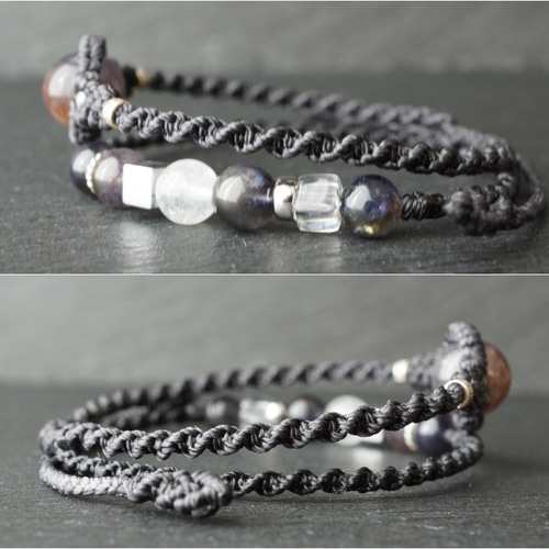 アイオライト ブレスレット 2重巻き アイオライトサンストーンの二重マクラメブレスレット ～ black