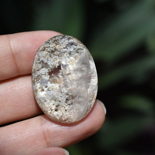 大粒☆ホワイトガーデンクォーツs917 天然石 Funky garuda stone 通販