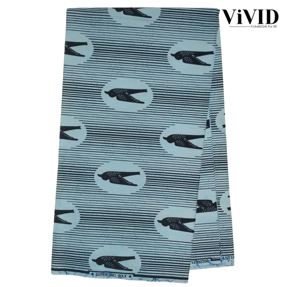 <ViVID>アフリカ布3 90cm×117cm つばめ 水色 1枚目の画像