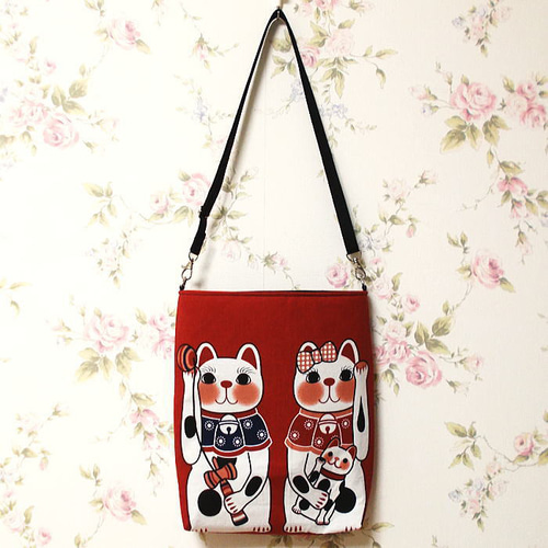 ❤️福を呼ぶだるまさん　ミニショルダーバック、招福招き猫フルオープンポーチ ❤️福を呼ぶだるまさん ミニショルダーバック、招福招き猫フル