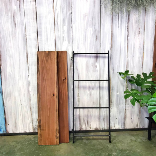 ほんの少し訳あり商品》アイアン折りたたみラック 超〰軽〰いのに