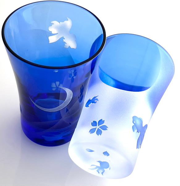 -SAKURA- 月亮、太陽和搖曳的金魚玻璃杯 2 副眼鏡淺藍色櫻花 第3張的照片