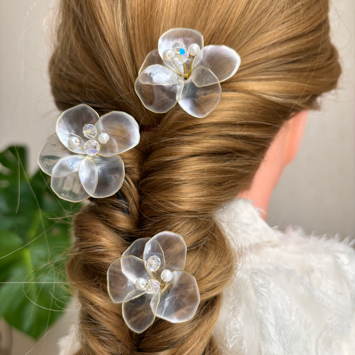 結婚式・お呼ばれに】ブライダルヘアアクセサリー アメリカンフラワー