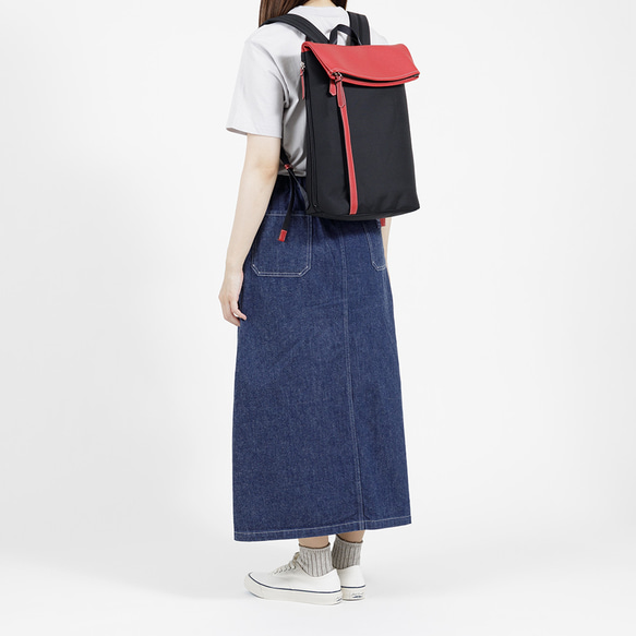 ottorossi 漁網ナイロンリュック　 ブラック×レッド　　　　イタリアンレザーと再生ナイロン使用 