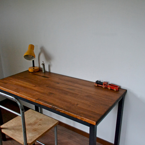 Sawhorse Table 120 Antique 2x2木製脚 机・デスク Franck 通販 ...