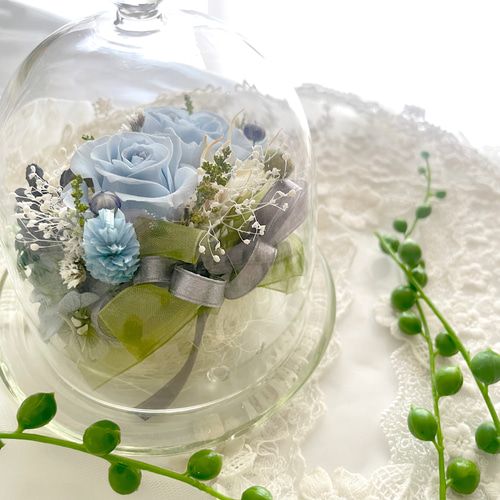 特別価格＊誕生日＊お供え＊結婚祝い＊永遠に咲く綺麗なガラスドーム ...