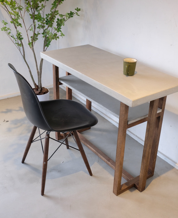 モルタル×木　クロス脚テーブル 