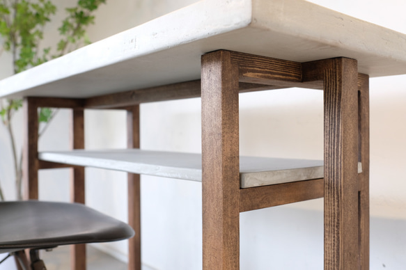 モルタル×木　クロス脚テーブル 