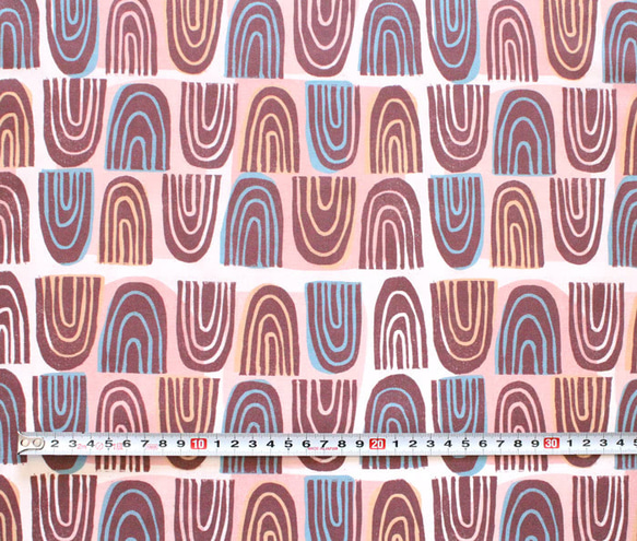 カットクロス Paintbrush Studio Fabrics New Abstracts Rainbow Curve 3枚目の画像