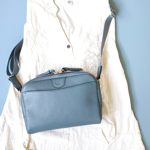 COACH ショルダーバッグ サコッシュ 薄型 PVC 斜めかけ BLUE. 楽天市場】サコッシュ 「saco」 PVC レザー 日本製 撥水 抗菌