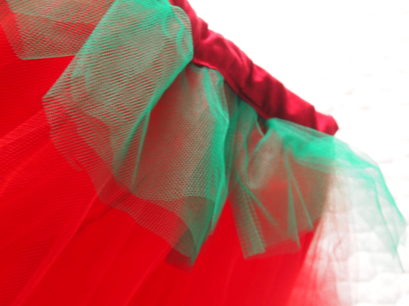 真っ赤なチュールスカート　Sサイズ（80〜90cmくらい） 3枚目の画像