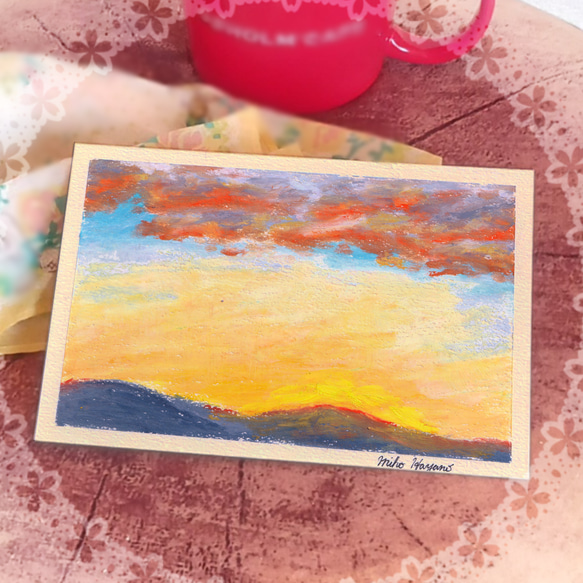 【原画1点限り】夕方の山と雲 小さなパステル画 4枚目の画像