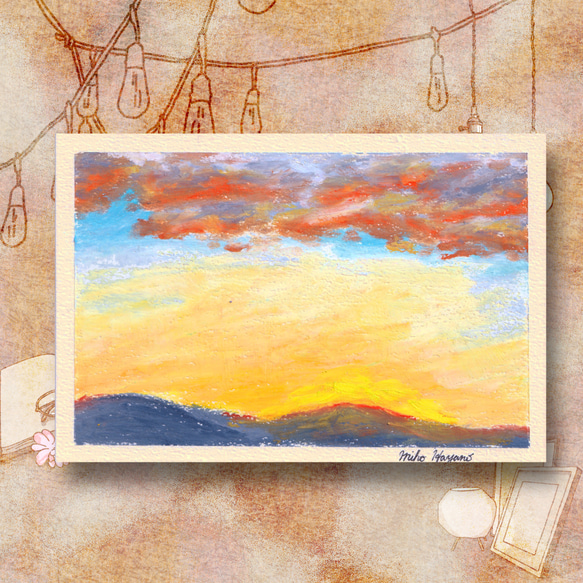 【原画1点限り】夕方の山と雲 小さなパステル画 1枚目の画像