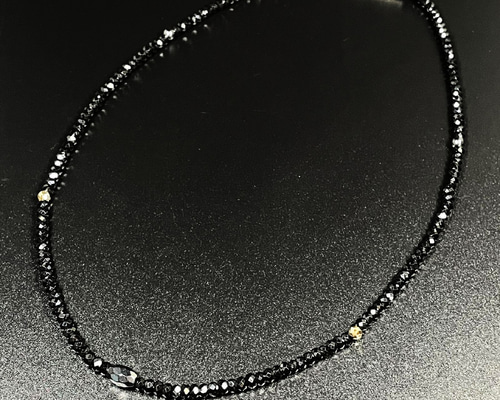 高級感溢れるデザイン】K18ビーズ ブラックスピネル ヘマタイト 磁気