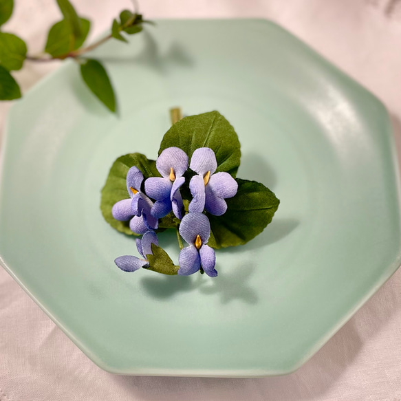 布花かれんな野すみれのブーケコサージュ 7枚目の画像