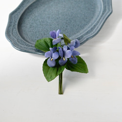 布花 かれんな野すみれのブーケコサージュ コサージュ 布花工房