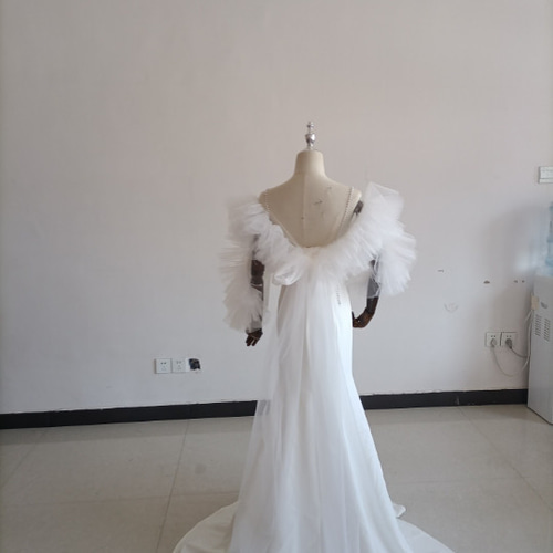 ウェディングドレス ホワイト 人気上昇！キャミソール ショール パール  