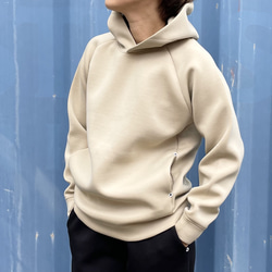 秋〜春まで！【ユニセックス 】ダンボールニット シームポケット付プル