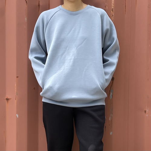 秋〜春まで！【ユニセックス 】ダンボールニット シームポケット付