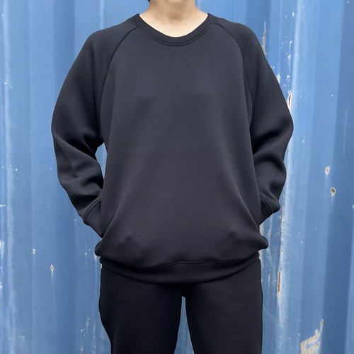 秋〜春まで！【ユニセックス 】ダンボールニット シームポケット付