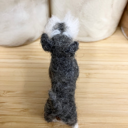 羊毛フェルト犬 ミニチュアシュナウザー ハンドメイド 置物 7枚目の画像