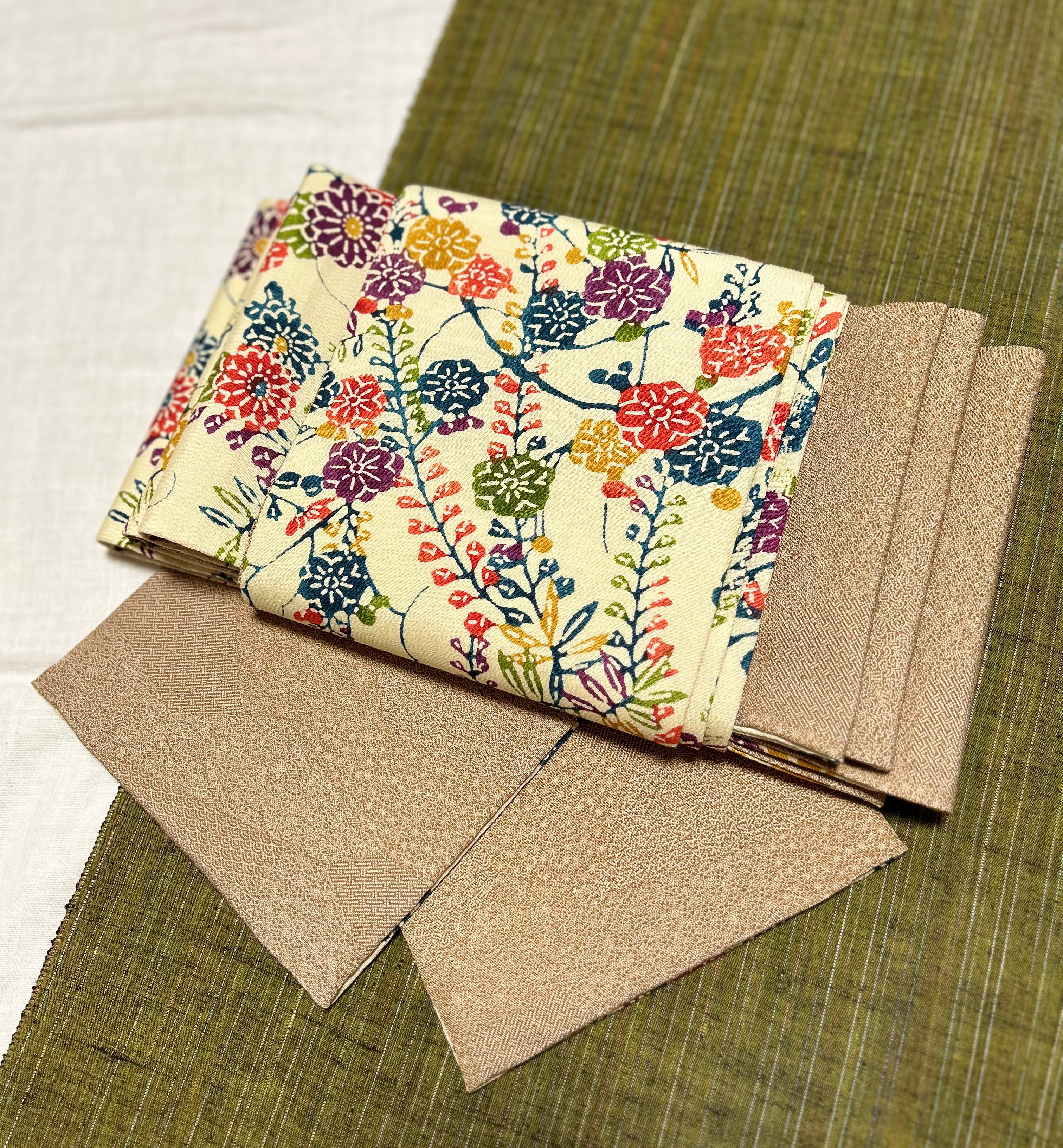 【ほぼ新品】江戸紅型　半幅帯　リバーシブル　花柄　紫　絞り帯揚げ　帯締め