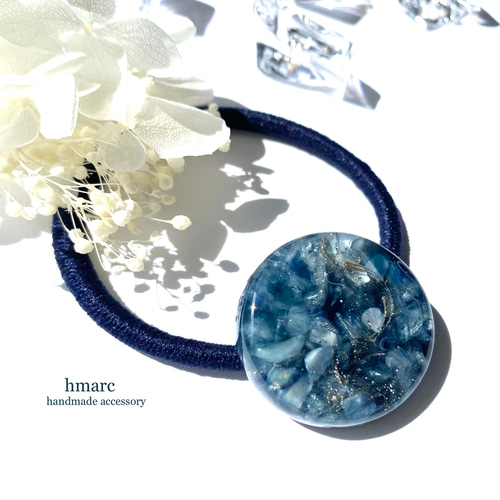 初夏ブルーフラワーレジンヘアゴム  ポニーフック変更可能。 初夏ブルーフラワーレジンヘアゴム ポニーフック変更可能。