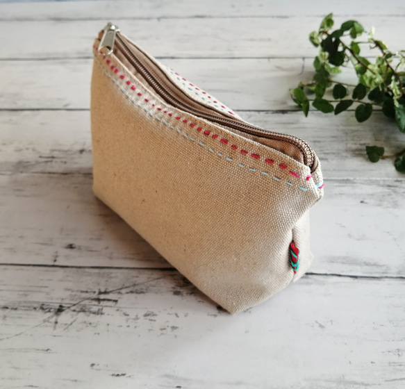 【リネン刺繍　Naoちゃん様オーダー専用ページ】マルチクロス　ボートポーチ リネン刺繍 Naoちゃん様オーダー専用ページ】マルチクロス