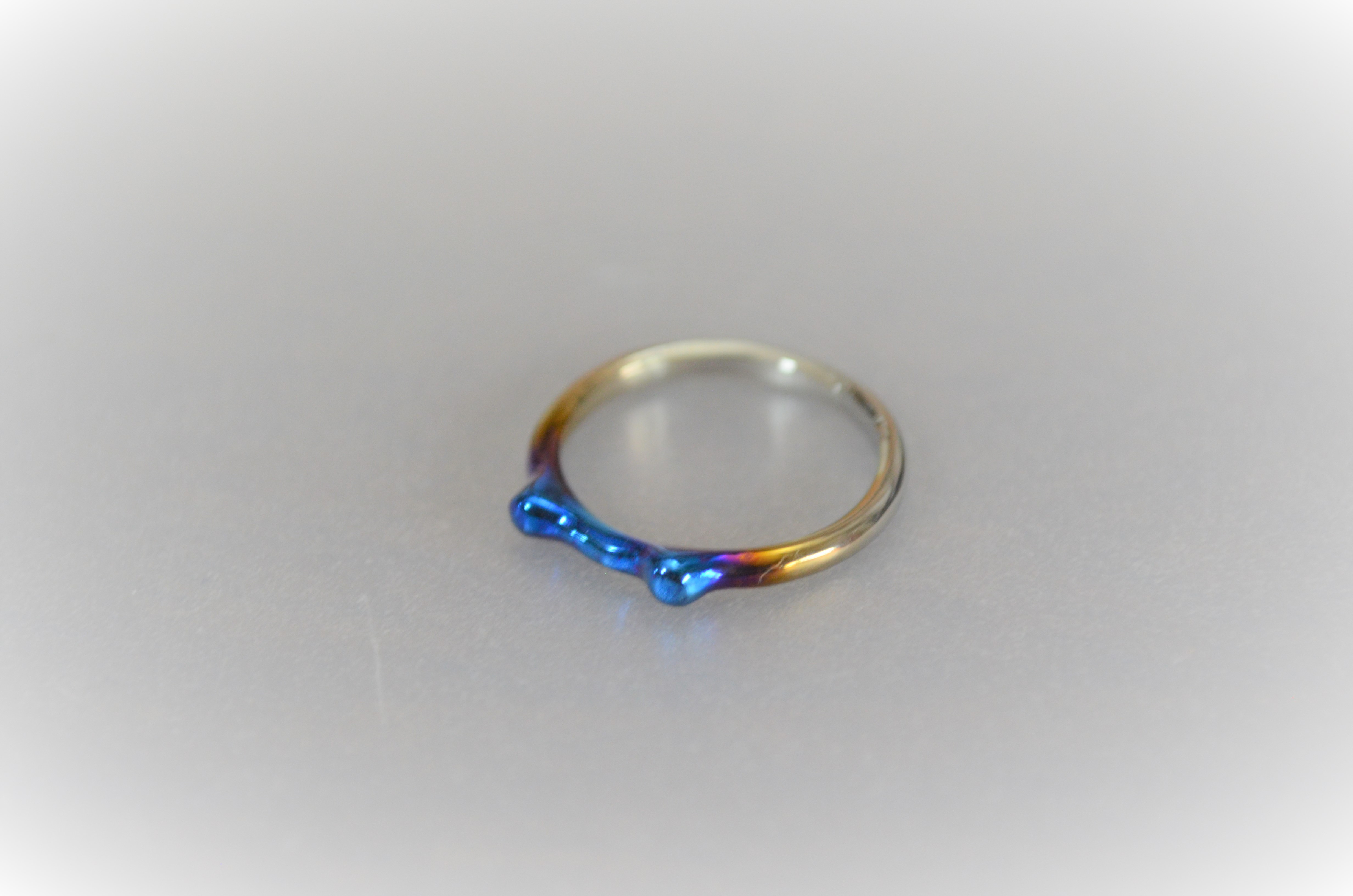 titanium ring・チタンリング・何か小さい青い耳・A・８号