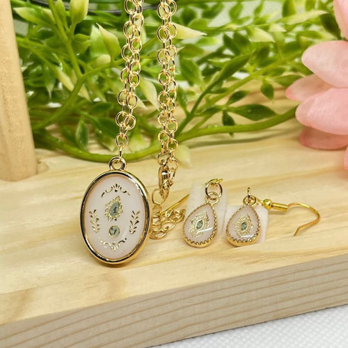 ハンドメイド ネックレスピアス レジン ネックレス・ペンダント luana 