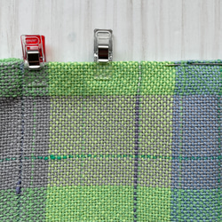 手縫いで作る手織りの簡単パックンポーチ キット【織布付き制作キット難易度ゼロ】グリーンチェック柄 6枚目の画像