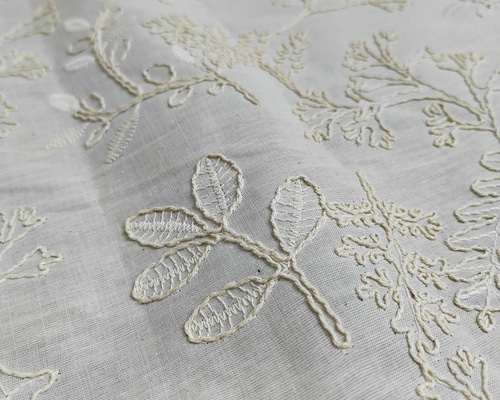 刺繍生地のペットボトルカバーハンドメイドベージュ花刺繍柄P76