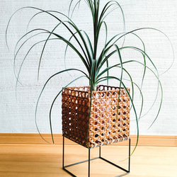 インテリアポットスタンド（S・L）２点セット　観葉植物用　アイアンスタンド　インドアグリーン飾り台　編み目バスケット 5枚目の画像