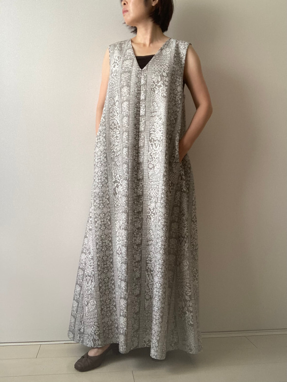 訳あり20％OFF》着物リメイクVネックワンピース グレー ワンピース