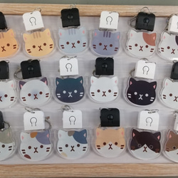 選べる！ねこちゃんLEDアクリルチャーム 2枚目の画像
