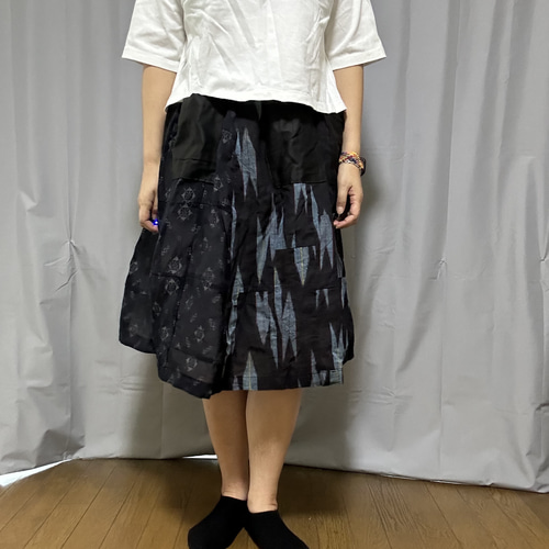 激安の 現品限り!!!着物リメイク 紬×絣ベース ギャザースカート 贅沢