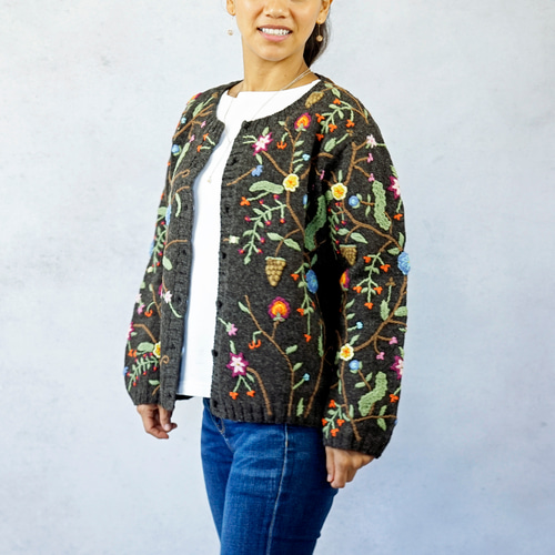 刺繍カーディガン　S