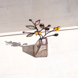 ステンドグラスの一輪挿し（シックな秋カラー） 5枚目の画像