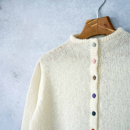 ラスト1点【即納可】ふわふわベビーアルパカ・カラフル糸釦