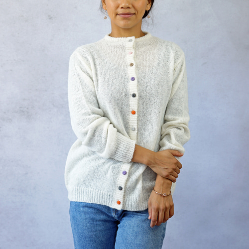 ラスト1点【即納可】ふわふわベビーアルパカ・カラフル糸釦