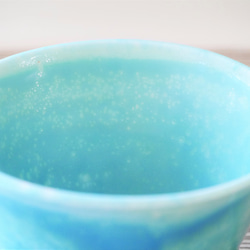 【モネの池色のティーカップ】陶器 贈り物 水 空 海 蒼 碧 宇宙 ギフト コーヒー ワケありな逸品 2枚目の画像