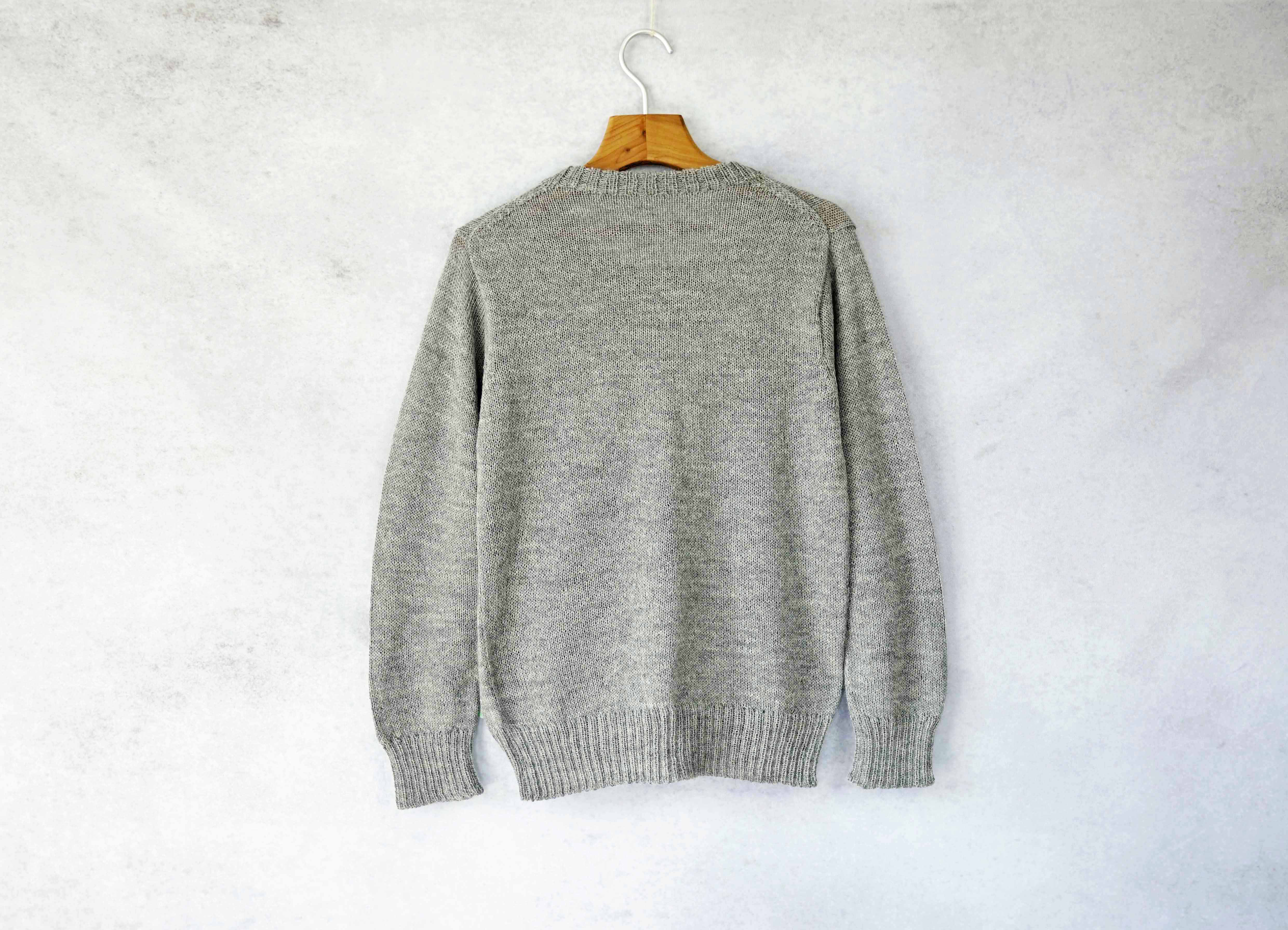 ★SALE【即納可】ベビーアルパカ・カラフル糸釦・クルーネックカーディ（S-370024-グレー）・ペルーニット