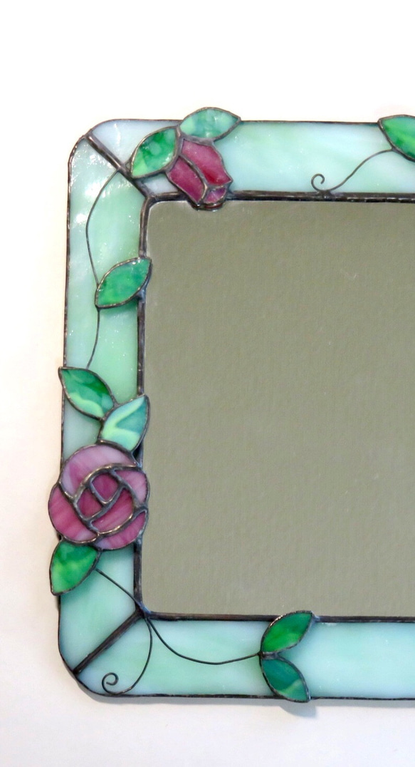 ステンドグラス 鏡　＊ピンクのつる薔薇の壁掛けミラー＊ 7枚目の画像