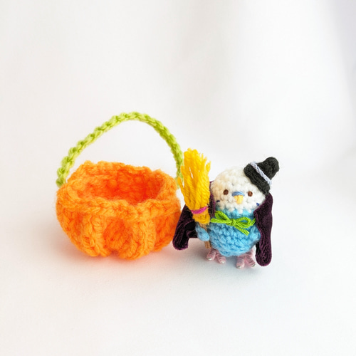 受注制作】ハロウィン☆セキセイインコちゃんとかぼちゃの小かご